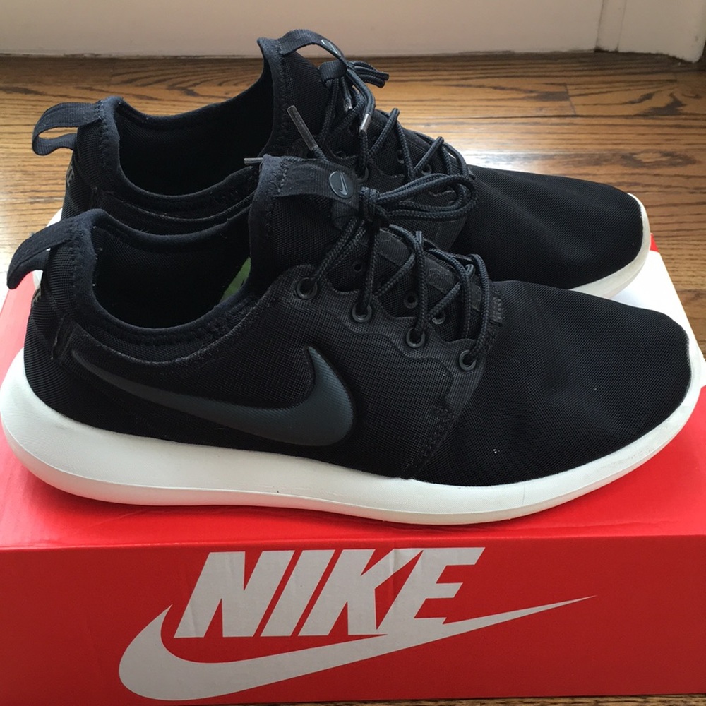 Women’s Nike Women Roche 2 Black textile shoe